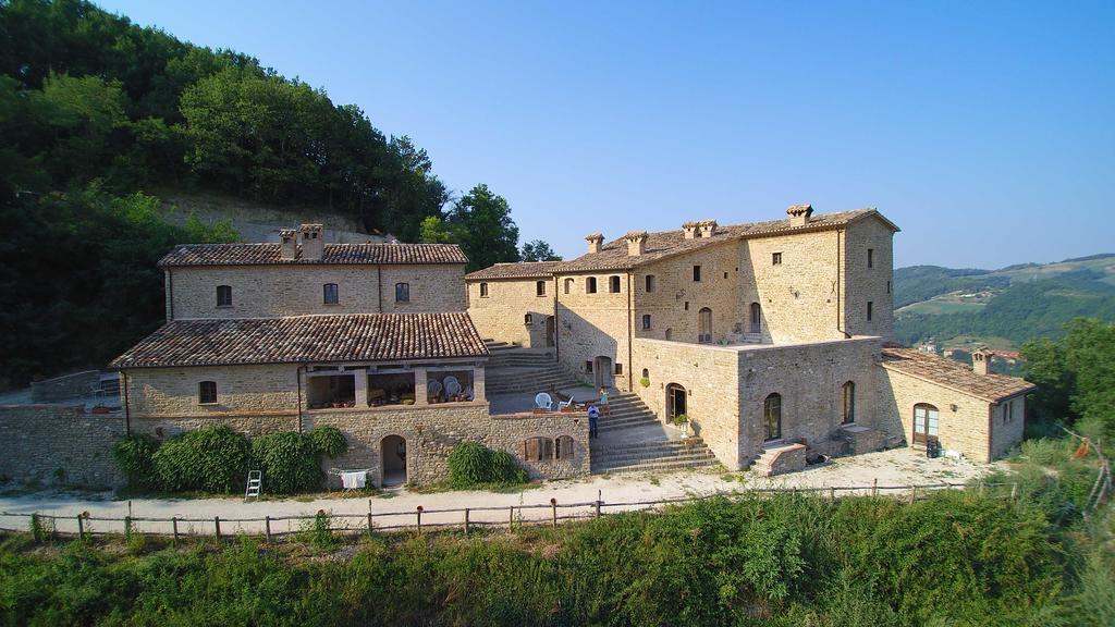 Villa Borgo Storico Cisterna Macerata Feltria Exterior foto
