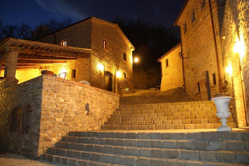 Villa Borgo Storico Cisterna Macerata Feltria Exterior foto